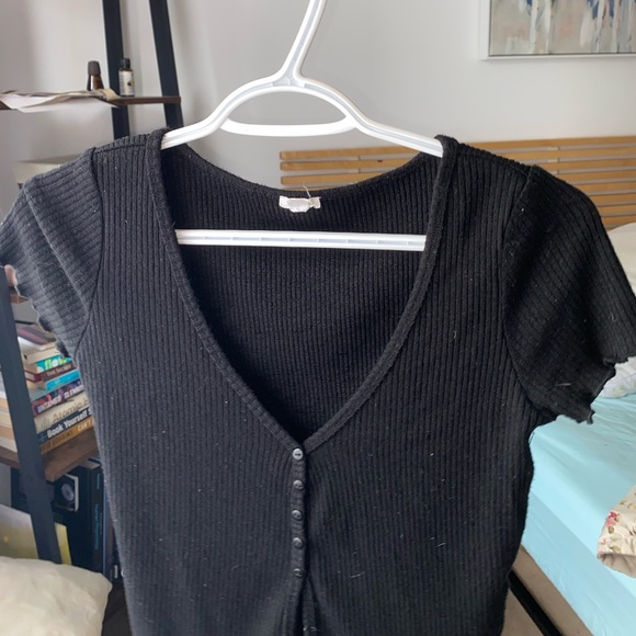 BNWOT - 2 for 1. Black & white, Plain t shirts , adorable half button up style - Picture 6 of 8